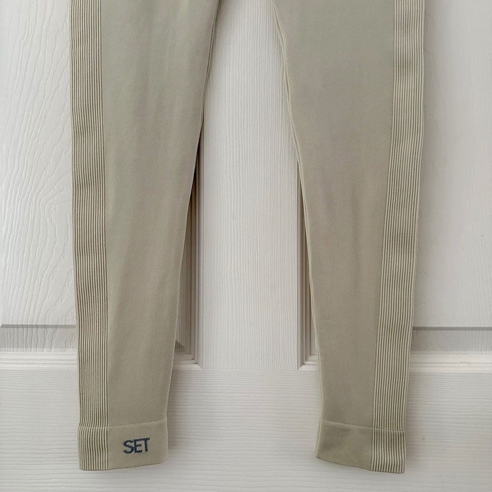 Set Active Los Angeles Sculptflex Legging Oat Milk Women’s Size Small - Picture 8 of 12
